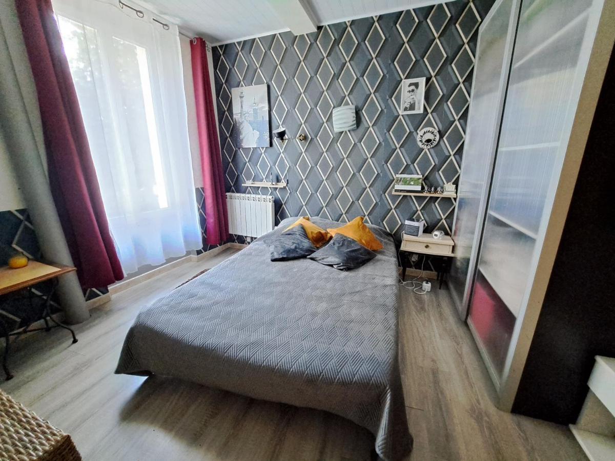 Homestay Valou 136 *